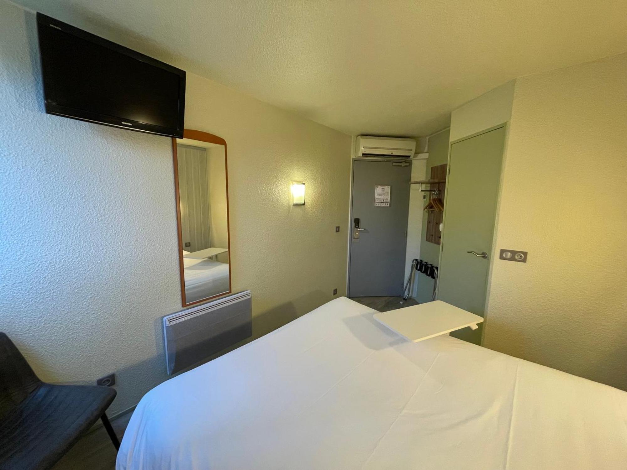 Brit Hotel Chambery Luaran gambar