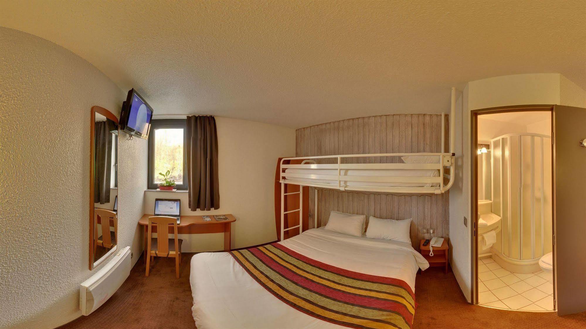 Brit Hotel Chambery Luaran gambar